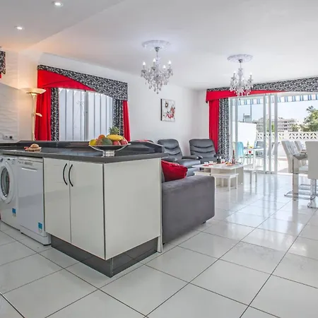 Bonita Salvaje By Callao Salvaje